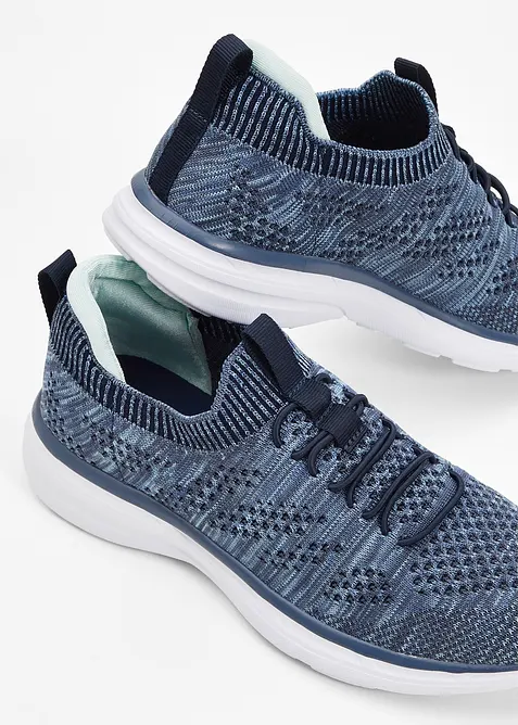 Behagelige slip in-sneakers i softmateriale, bonprix