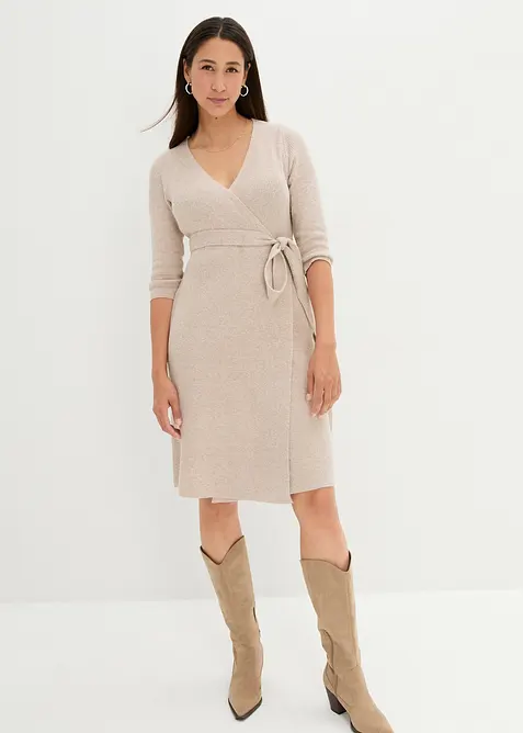 Sv&aelig;rt myk og strikket mammakjole med 3/4-lange ermer, bonprix