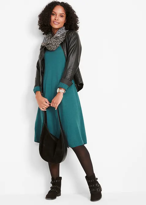 Strikkekjole i utsvingt modell, bonprix