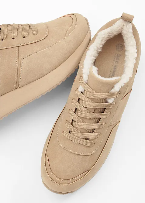 Platåsneakers med fôr, bonprix