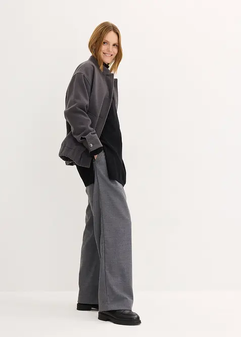 Lang finstrikket genser i viskosemiks med splitter i siden, bonprix