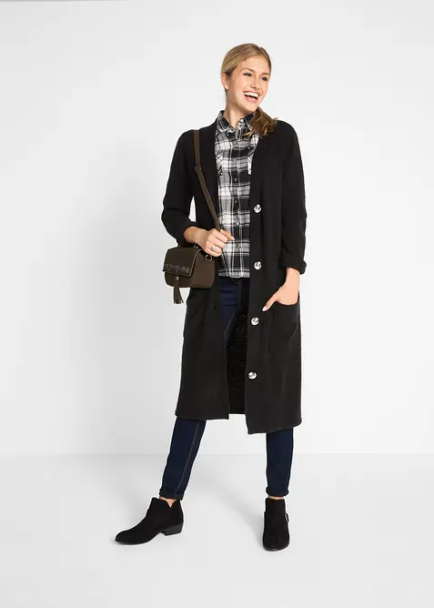 Strikket kåpe med påsatte lommer, bonprix