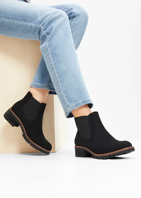 Chelseaboots med profilerte s&aring;ler, bonprix