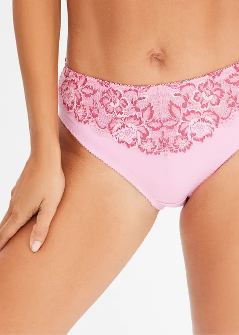 Truse med høy midje og nydelige blonder, bonprix