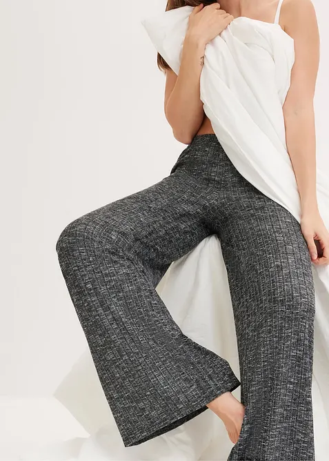 Oversized Loungewear-kosedress i ribbet materiale, bonprix