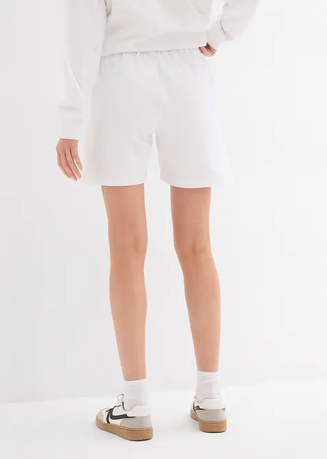Sweatshorts med broderi, bonprix