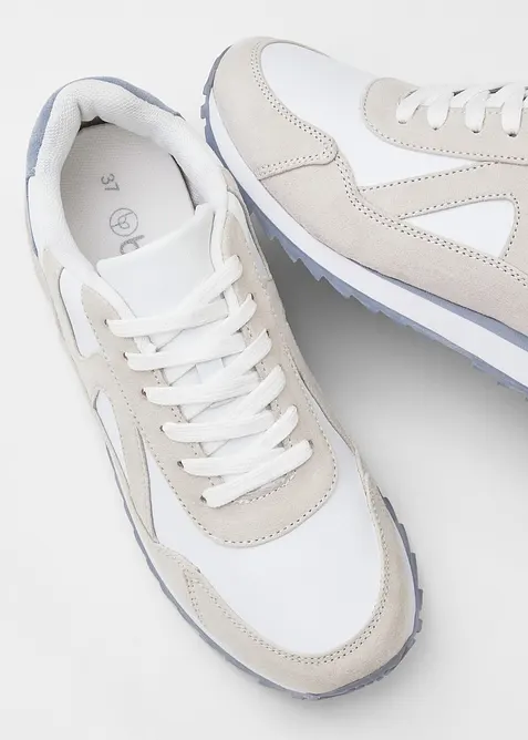 Sneakers med profilert s&aring;le, bonprix