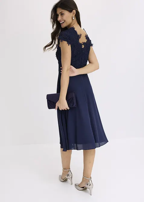 Midikjole i lett tyll med blonder, bonprix