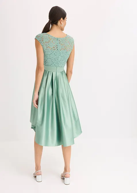 Kjole i glinsende sateng med blonder og lengre bakstykke, bonprix