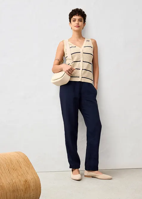 Strikket vest med lin og hullmønster, bonprix