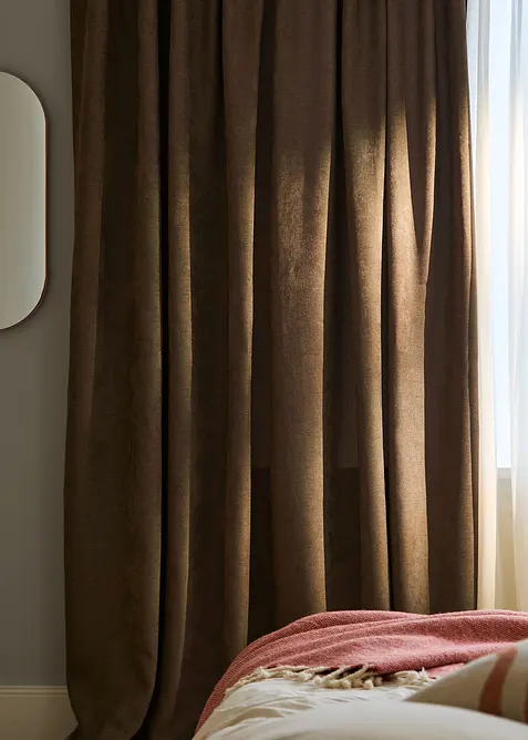 M&oslash;rkleggingsgardin med lett struktur (2-pack), bonprix