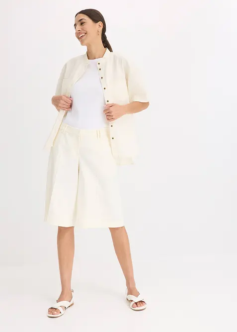 Shorts med innsvingt linning, bonprix