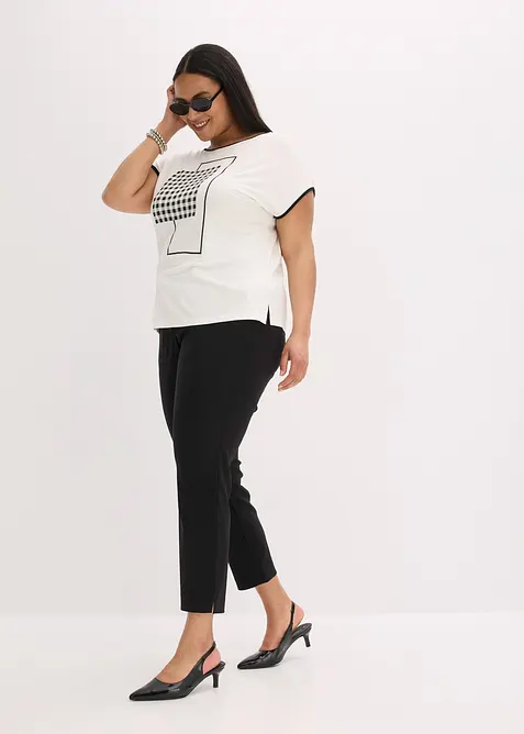 Topp med velplassert trykk og kanter i kontrastfarge, bonprix