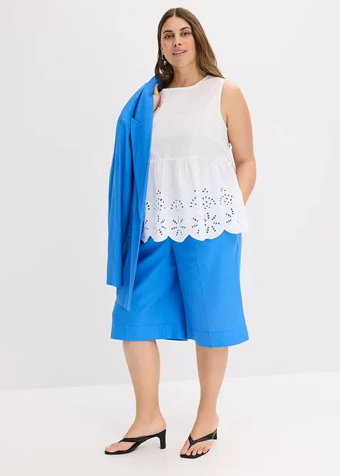 Ermeløs bluse med splitt og hullbroderi, bonprix