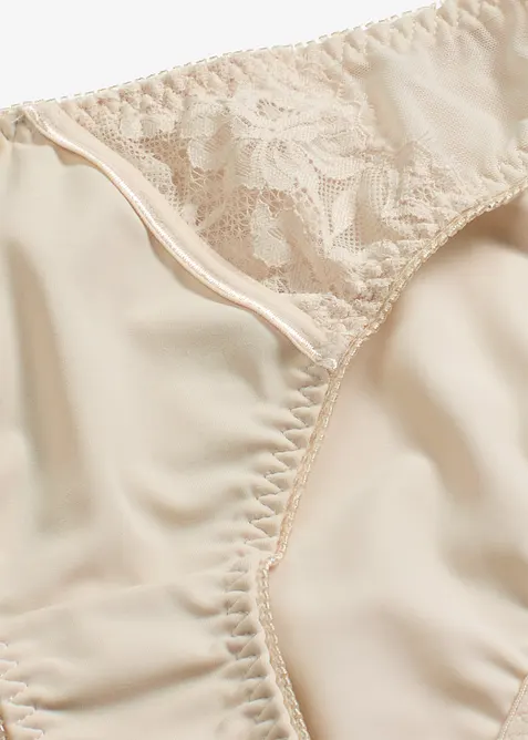 Truse med delikate blonder, bonprix