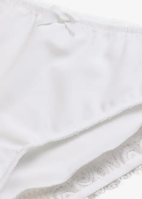 Truse med nydelige blonder, bonprix