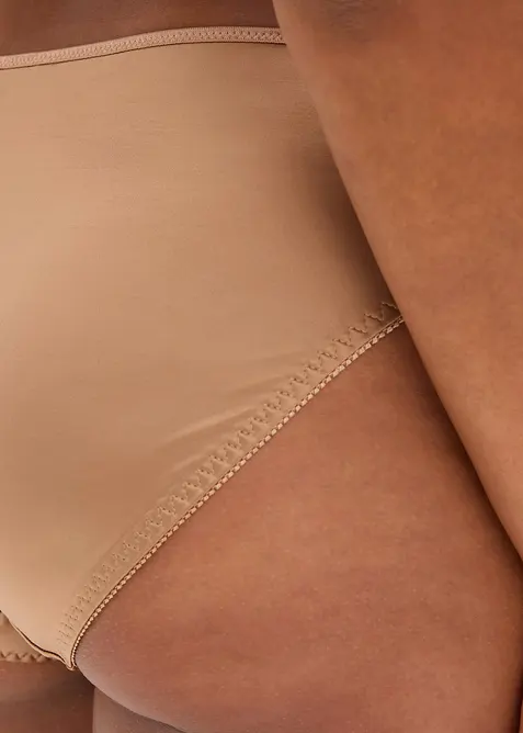 Truse med glanseffekt (2-pack), bonprix