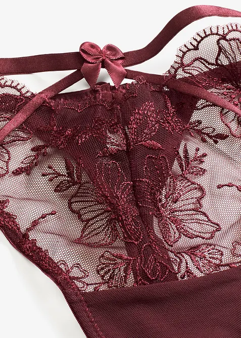 Stringtruse med nydelig broderi, bonprix