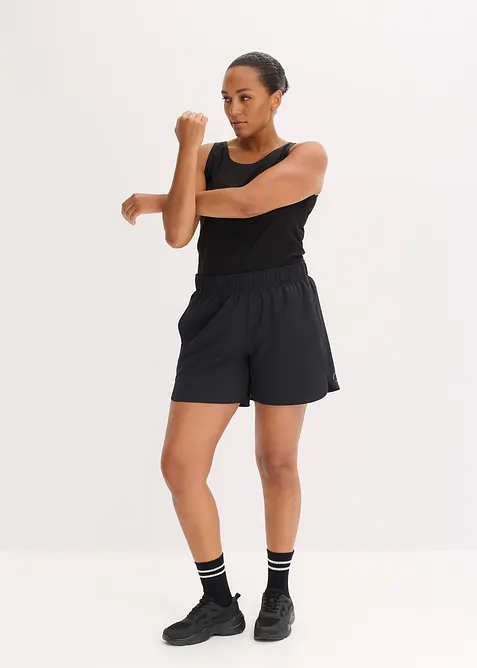 Lett funksjonshorts med stikklommer, hurtigtørkende, bonprix