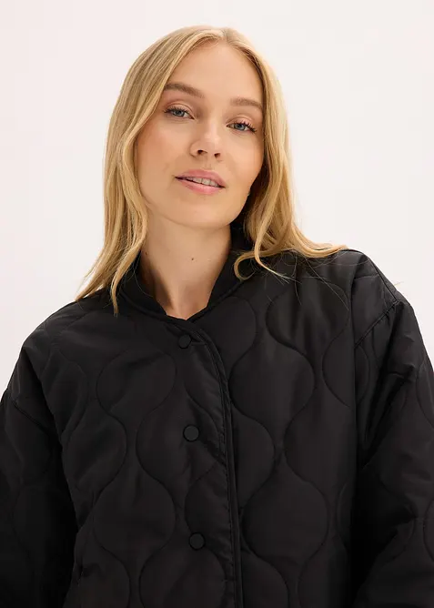 Oversized og ultralett, vattert jakke, bonprix