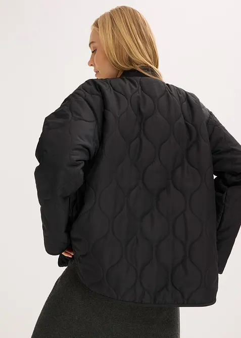 Oversized og ultralett, vattert jakke, bonprix