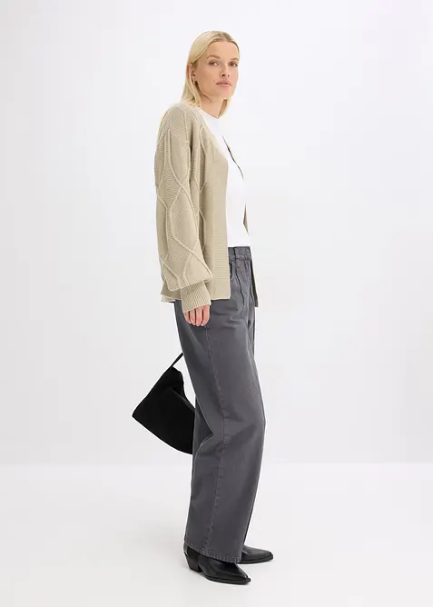 Strikkejakke med flettemønster, bonprix