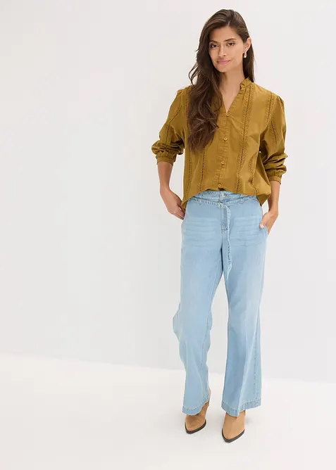 Bluse i bomull med blondedetaljer, bonprix