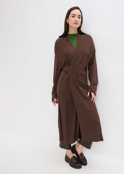 Strikket kåpe av myk viskosemiks, bonprix