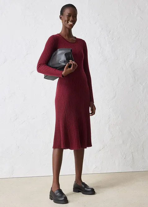 Strikkekjole av merinoull, bonprix