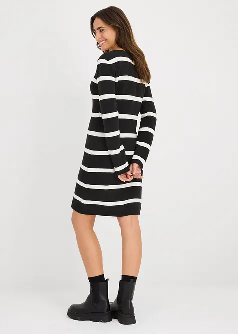 Strikket kjole i figurnær modell, bonprix