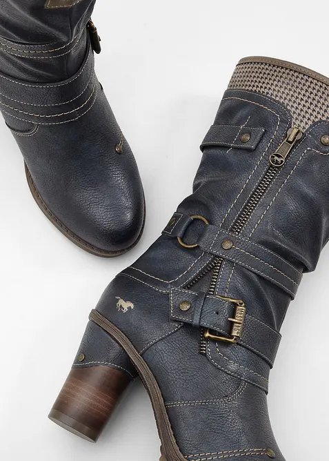 St&oslash;vletter fra Mustang, Mustang