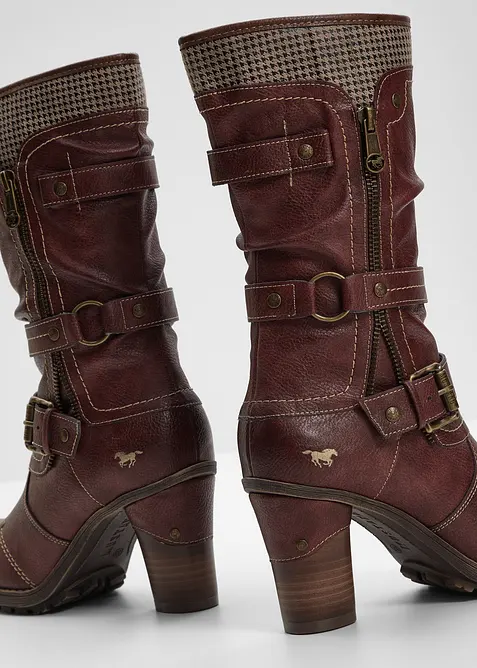 St&oslash;vletter fra Mustang, Mustang