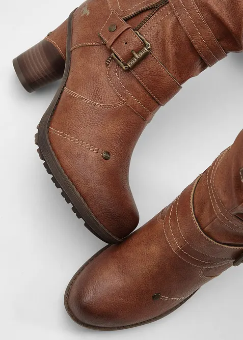 Støvletter fra Mustang, Mustang