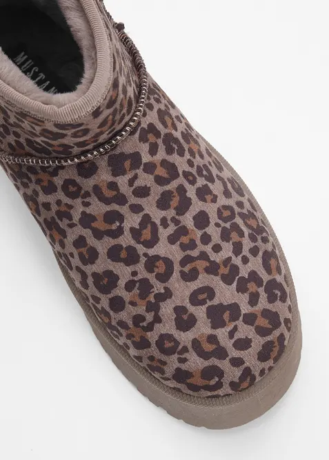 Platåboots fra Mustang, Mustang