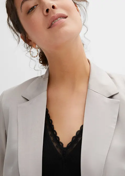 Bralette i ribbet materiale med &oslash;kologisk bomull og blonder, bonprix