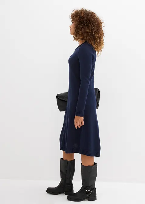 Strikkekjole i utsvingt modell, bonprix