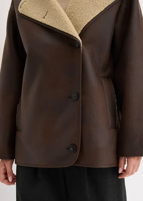 Jakke i imitert lammeskinn, bonprix