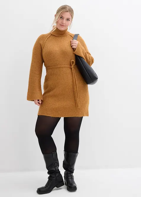 Kort, ribbestrikket kjole med rullekrage, bonprix