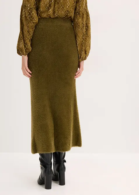 Strikket skjørt i fluffy fjærgarn, bonprix