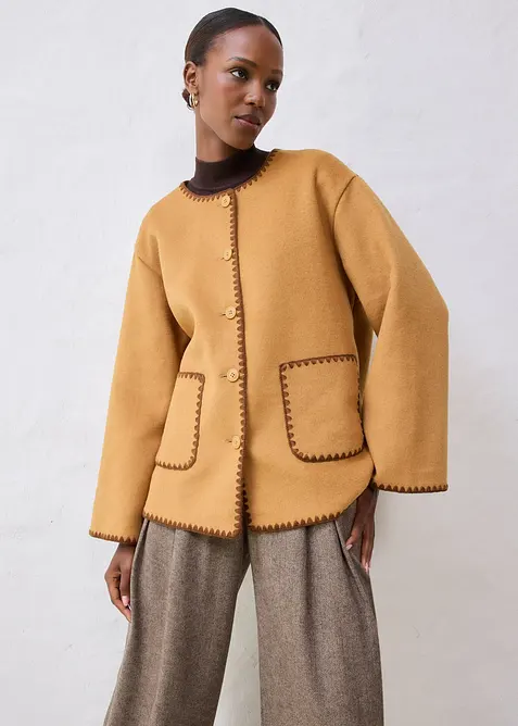 Ulljakke med pyntebroderi (todelt sett med skjerf), bonprix