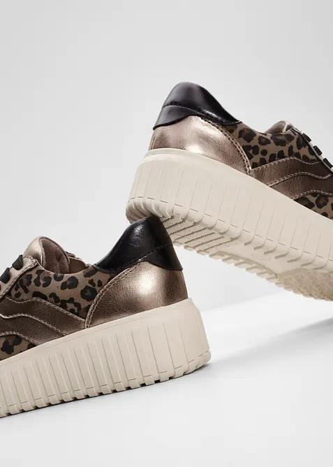 Platåsneakers fra Jana, Jana