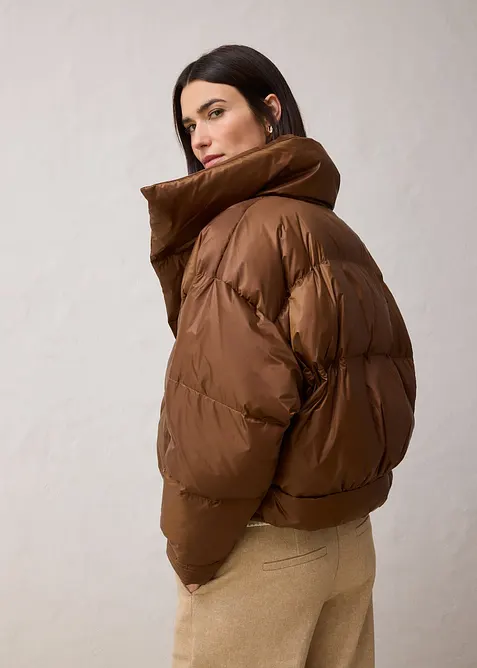 Dunjakke med resirkulert dun, vannavvisende materiale, bonprix