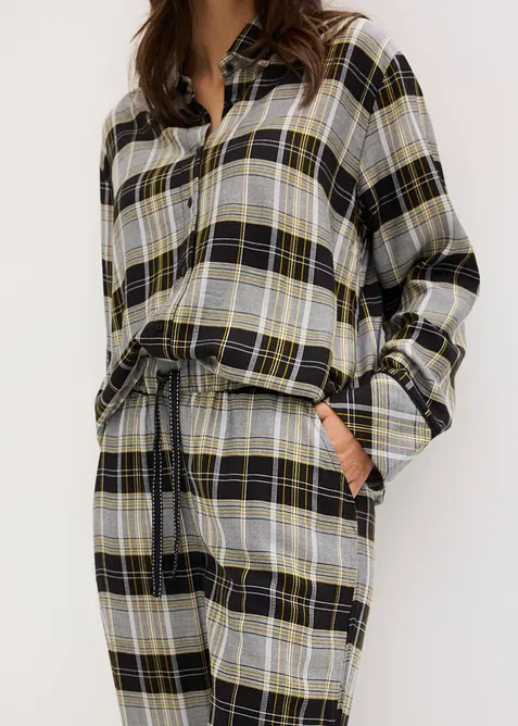 Vevet flanellpyjamas, bonprix