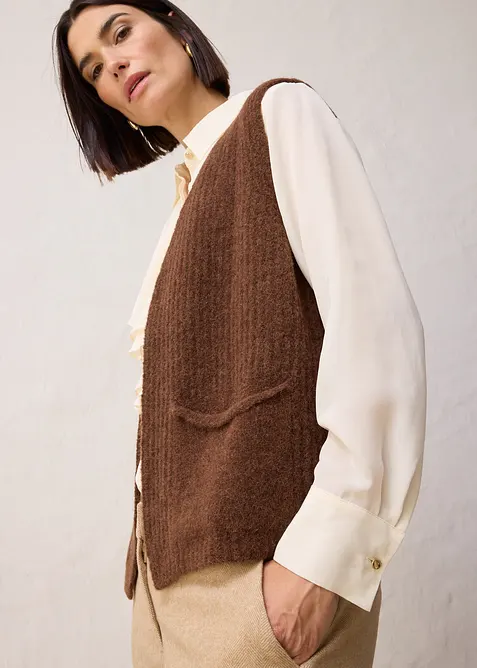 Grovstrikket  vest av alpakkaull, bonprix