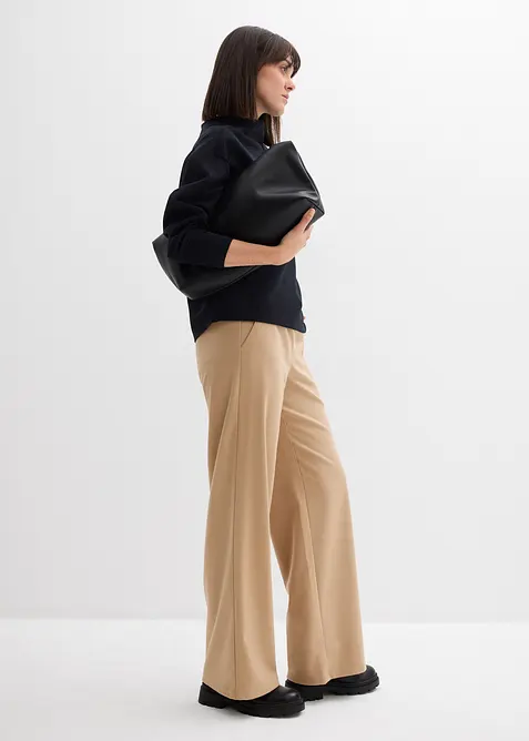 Oversized sweatshirt av mykt scubamateriale, bonprix