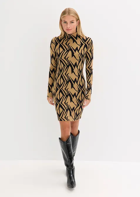 Strikkekjole i figurnær modell med ståkrage, bonprix