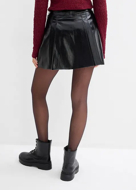 Kort skj&oslash;rt i imitert skinn med motfolder, bonprix