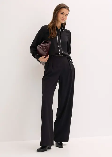 Bluse av lett sateng, bonprix