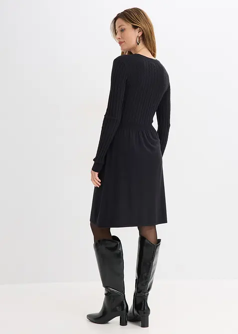 Strikkekjole av viskosemiks, bonprix