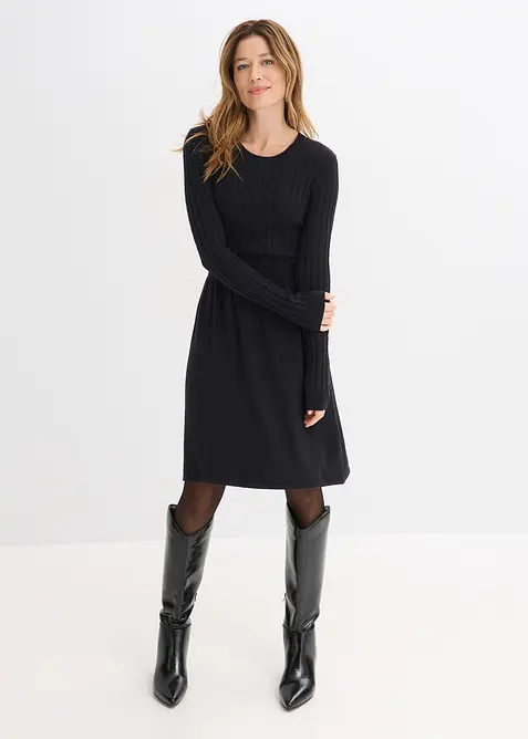 Strikkekjole av viskosemiks, bonprix